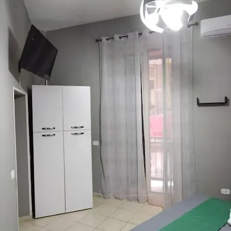 Pignasecca Apartment *